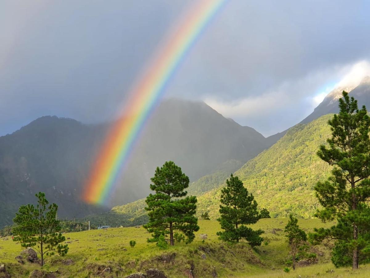 Cabanas Mountain View Volcán المظهر الخارجي الصورة